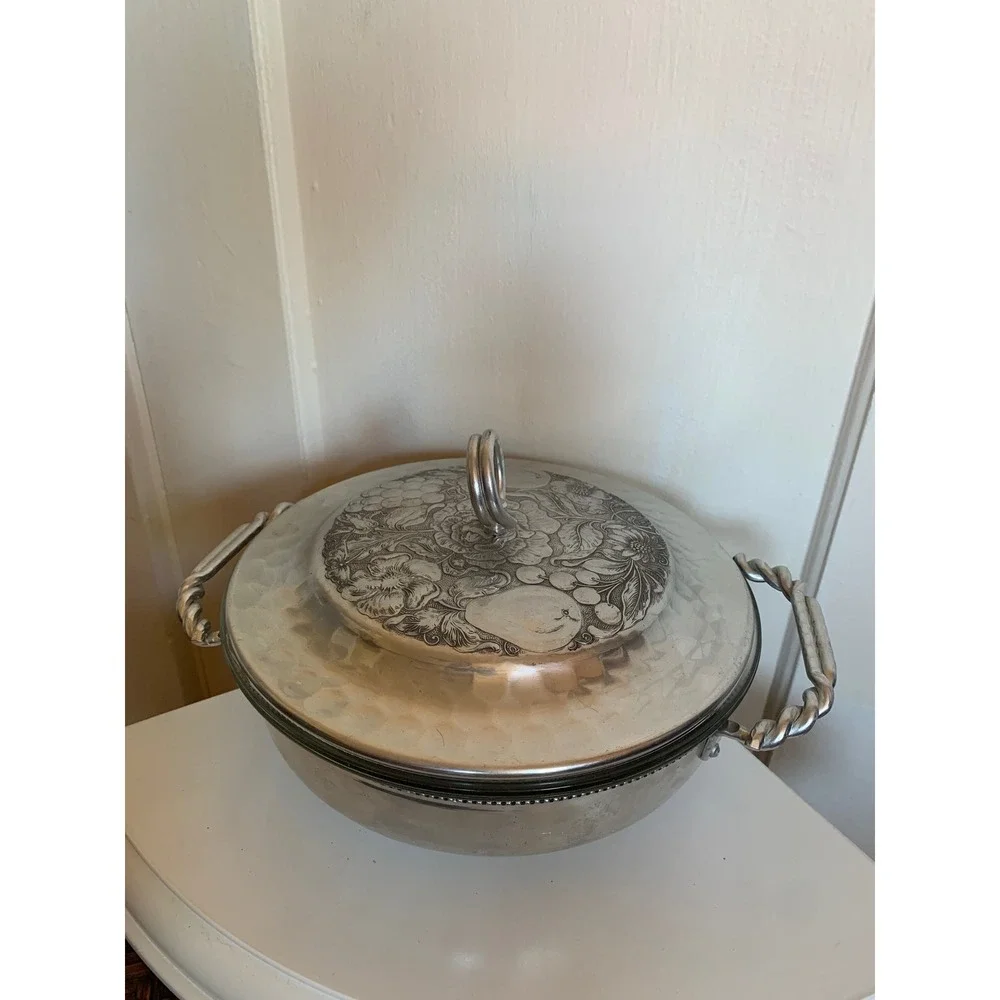 Vintage Hammered Aluminum Casserole Serving Dish with Divided Pyrex Insert 595